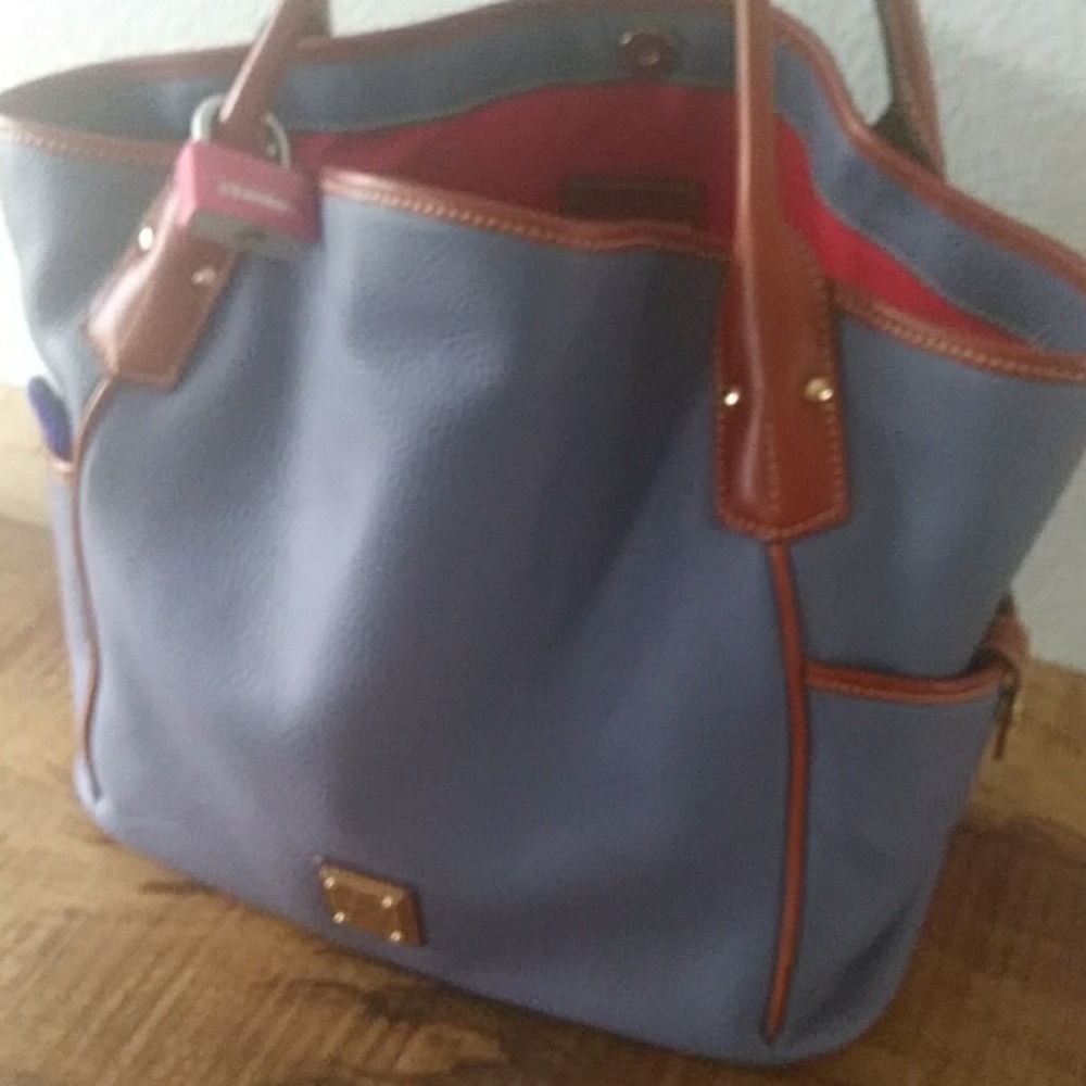 Large dooney and Bourke bag